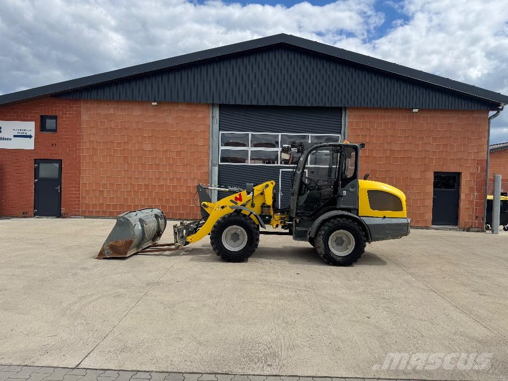 Wacker Neuson WL 44 Колесни товарачи