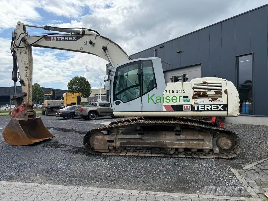 Terex TC225LC Верижен екскаватор