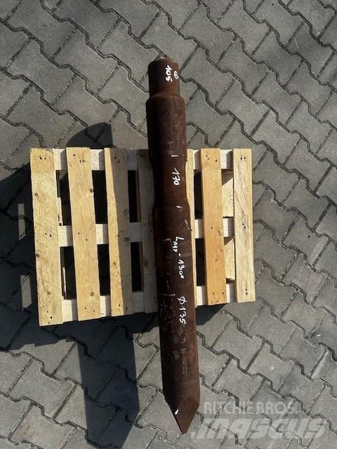 Rammer 135 MM Чукове/Раздробители
