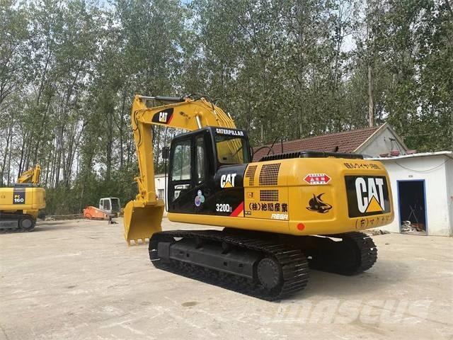 CAT 320D2 Верижен екскаватор
