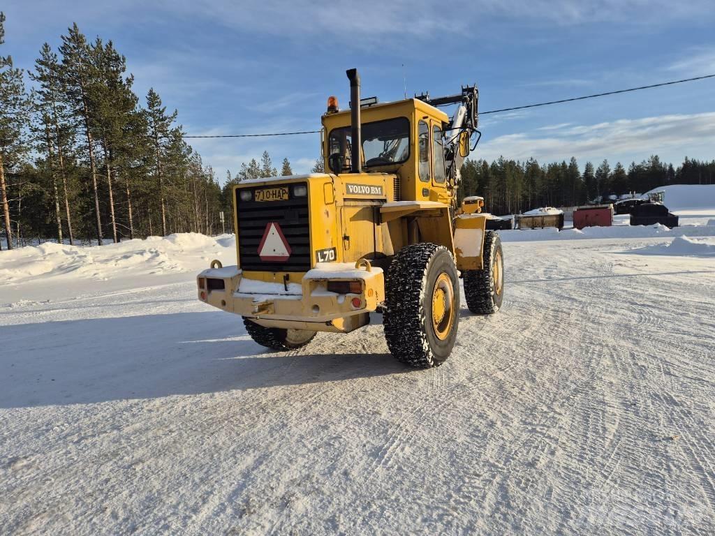 Volvo L 70 Колесни товарачи