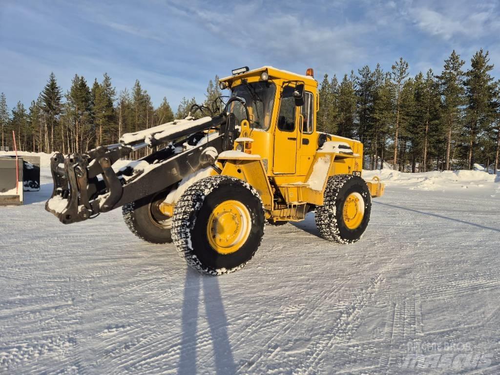 Volvo L 70 Колесни товарачи
