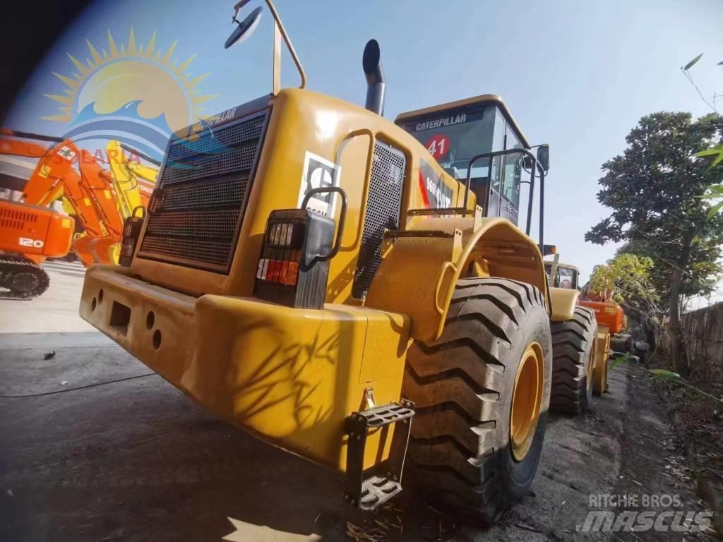 CAT 966h Колесни товарачи