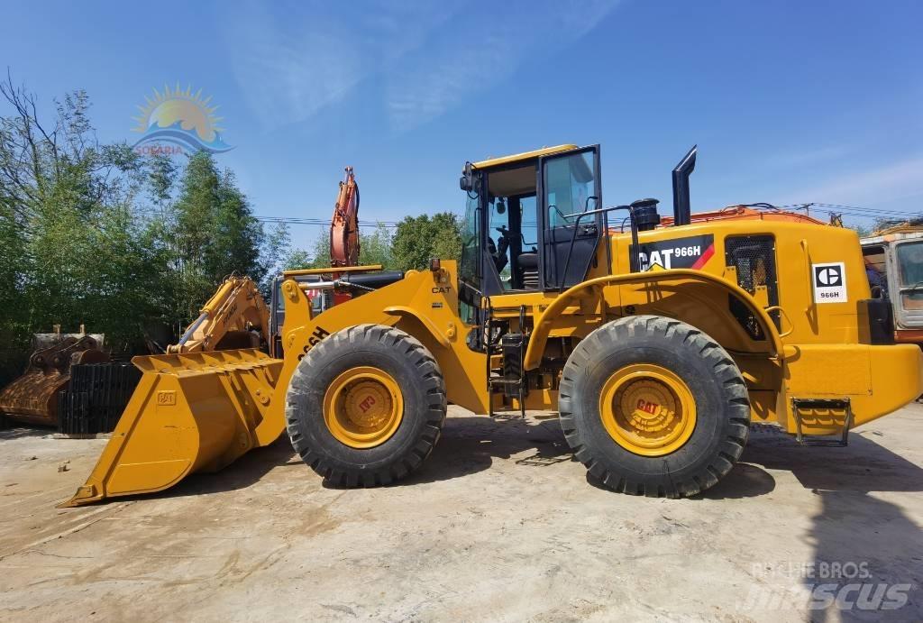 CAT 966h Колесни товарачи