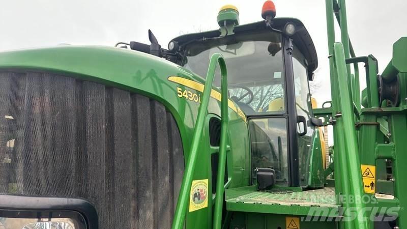 John Deere 5430i Прикачни пръскачки
