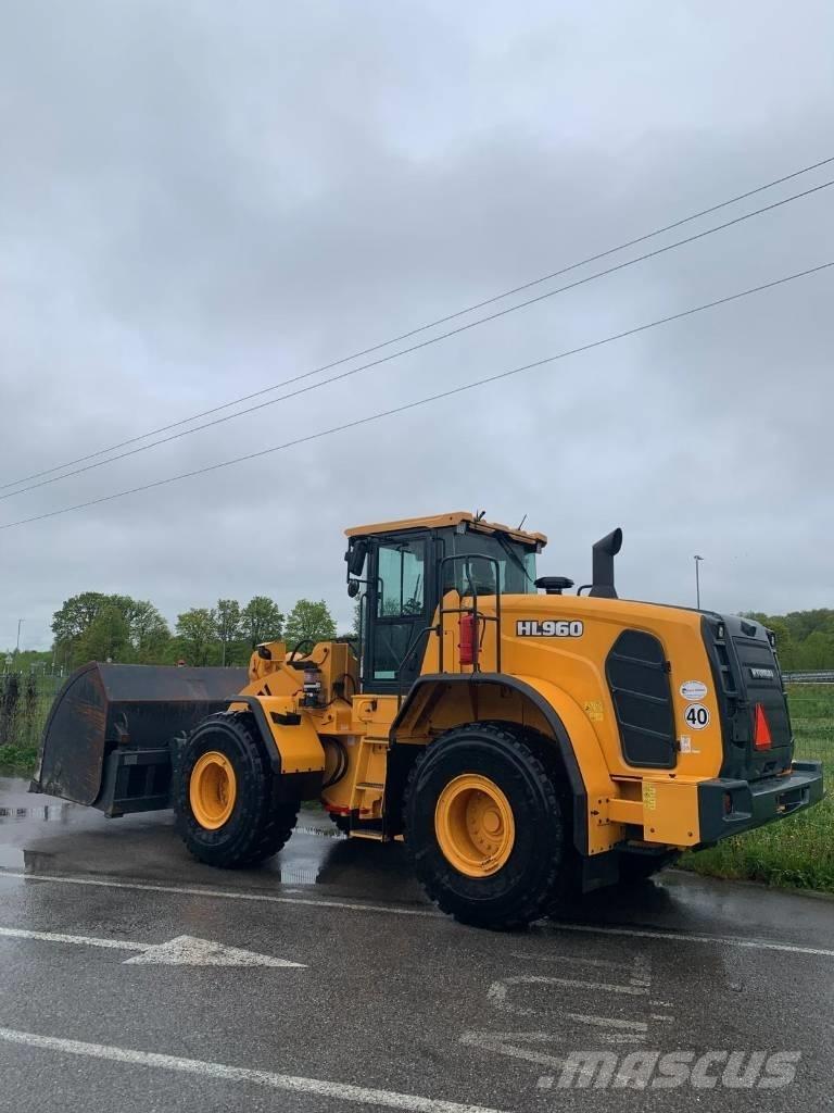 Hyundai HL 960 Колесни товарачи