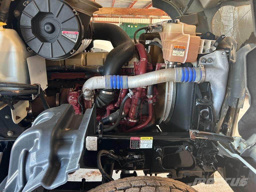 Mack Granite GU 713 Самосвал