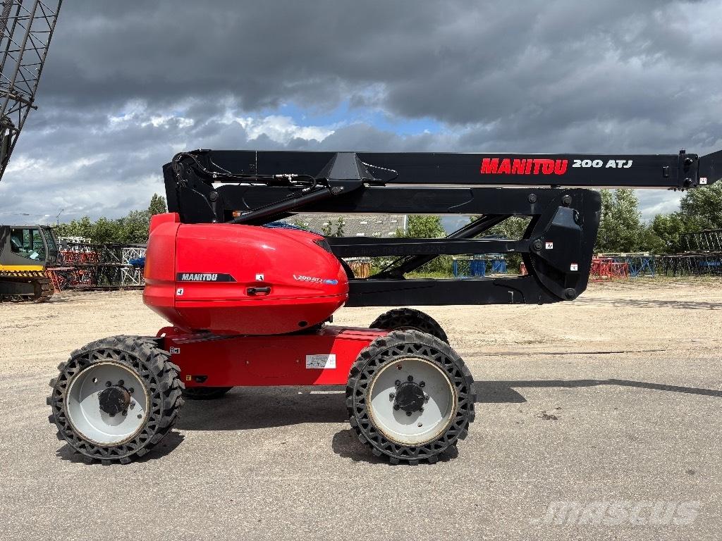 Manitou 200 ATJ Съчленени стрелови подемници