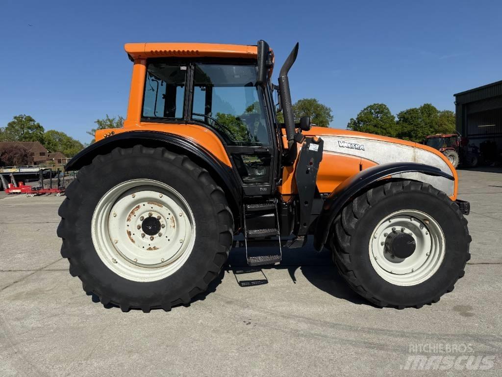 Valtra T 170 Трактори