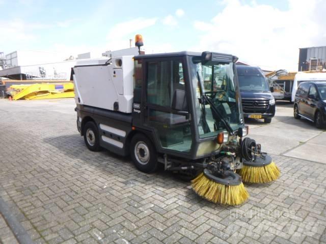 Schmidt Swingo 250 Камиони за почистване