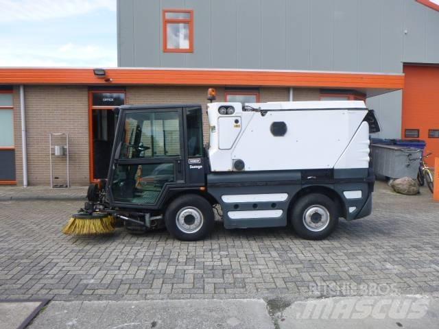 Schmidt Swingo 250 Камиони за почистване