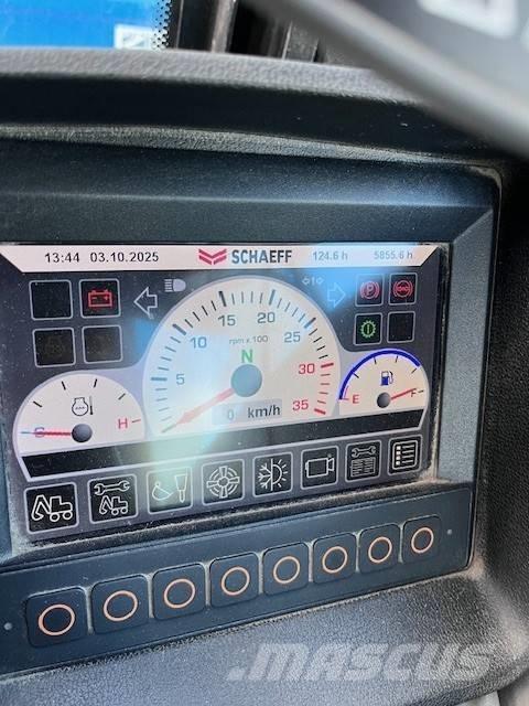 Schaeff TW110 Колесни екскаватори