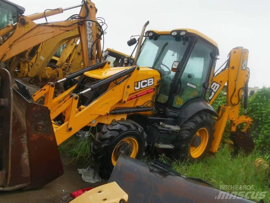 JCB 3cx Товарач със заден ексватор