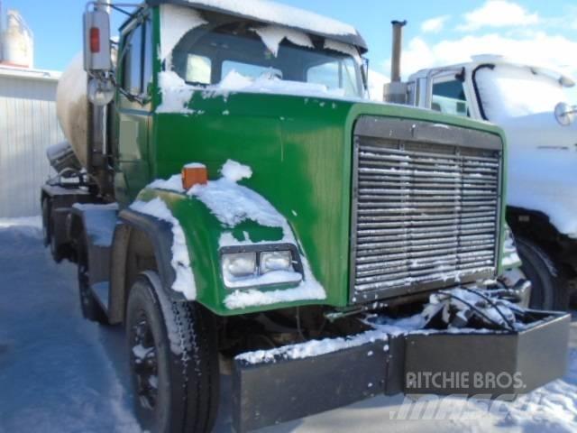 Freightliner FLC 112 Други