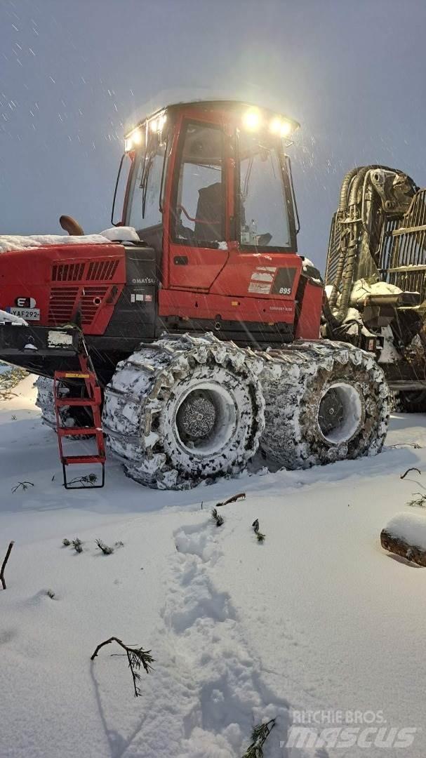 Komatsu 895 Форуардери