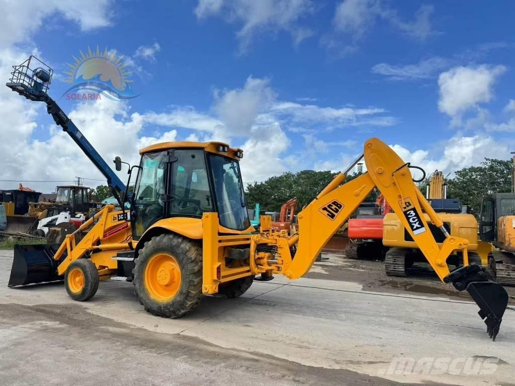 JCB 3 CX Товарач със заден ексватор