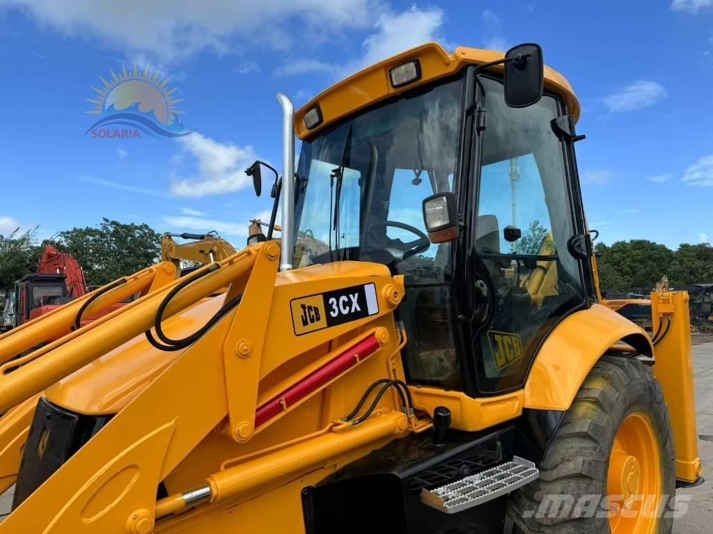 JCB 3 CX Товарач със заден ексватор