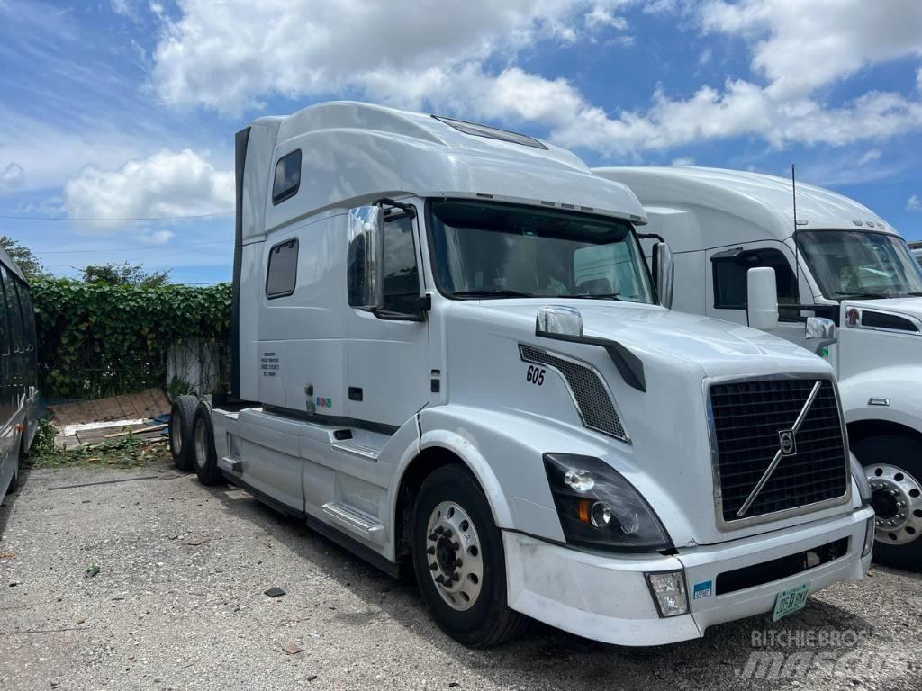 Volvo VNL 780 Влекачи