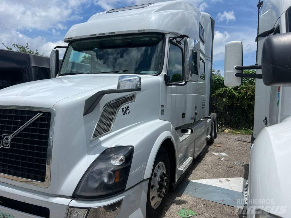 Volvo VNL 780 Влекачи