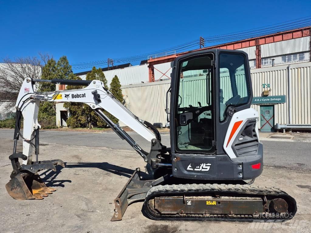 Bobcat E 35i Мини екскаватори < 7 т