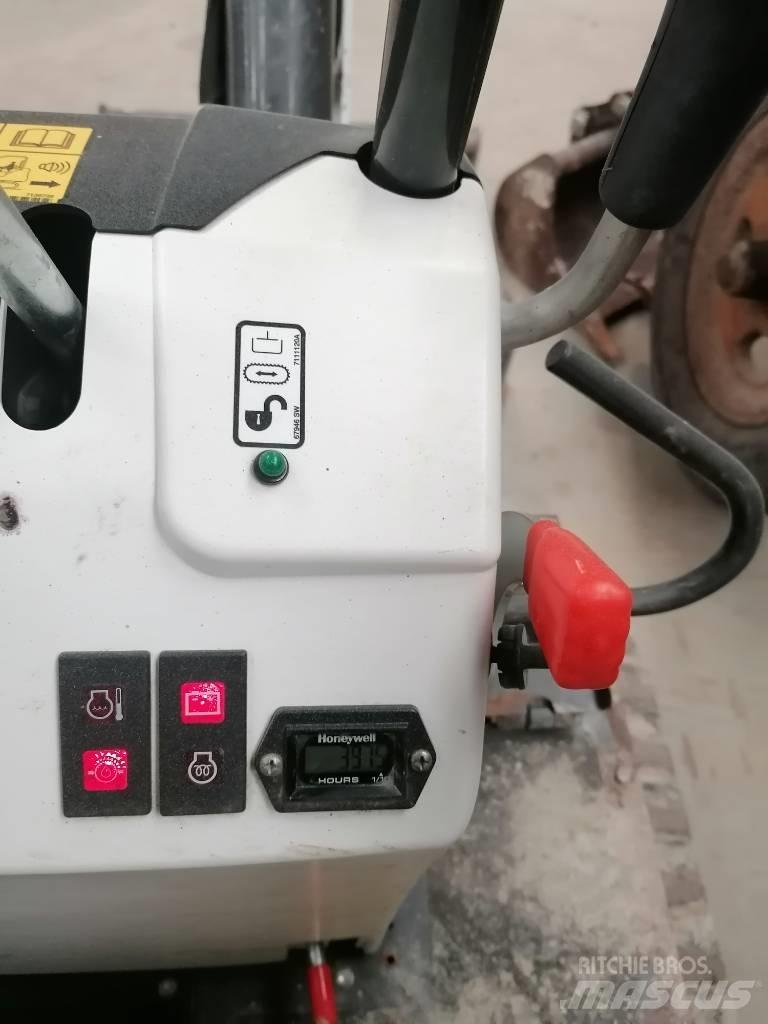 Bobcat E10Z Мини екскаватори < 7 т