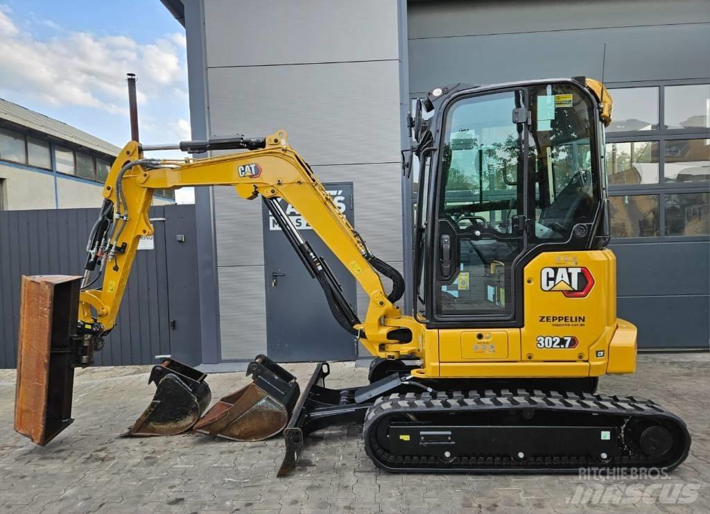 CAT 302.7 CR Мини екскаватори < 7 т