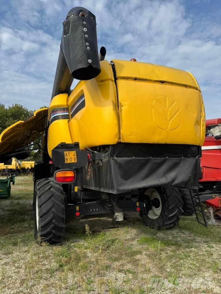 New Holland CX 760 Комбайни