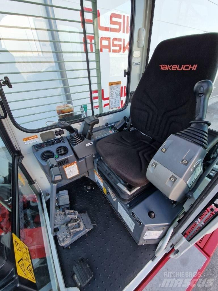 Takeuchi TB 153 FR Мини екскаватори < 7 т