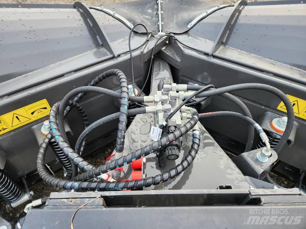 Pronar PUV 3300 M Плуг