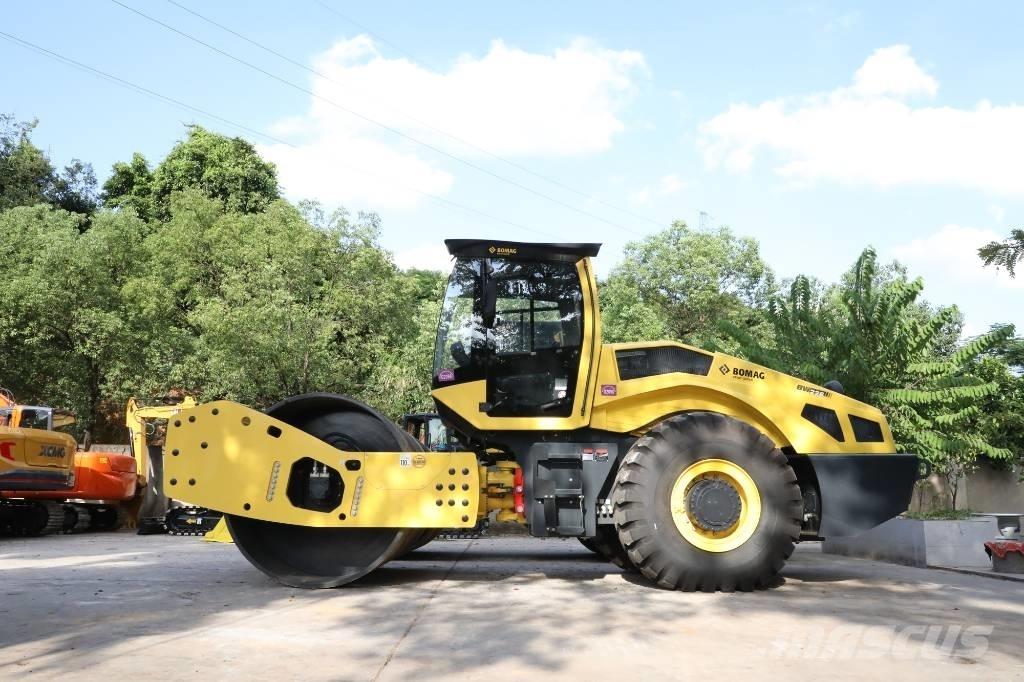 Bomag BW 226 BVC-5 Двойни барабанни ролки
