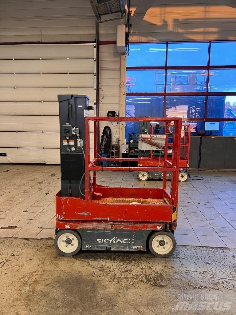 SkyJack SJ 16 Вертикални мачтови повдигачи
