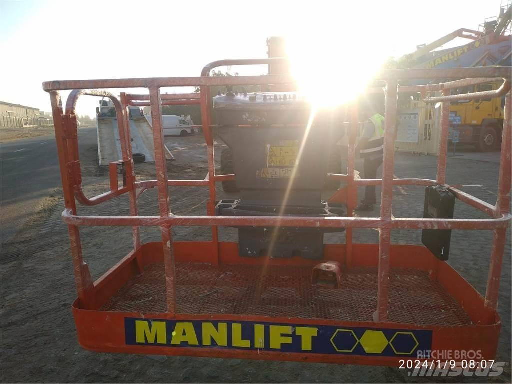 JLG 800AJ Съчленени стрелови подемници