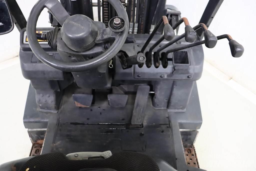 Nissan U1D2A20LQ Камиони с АГУ