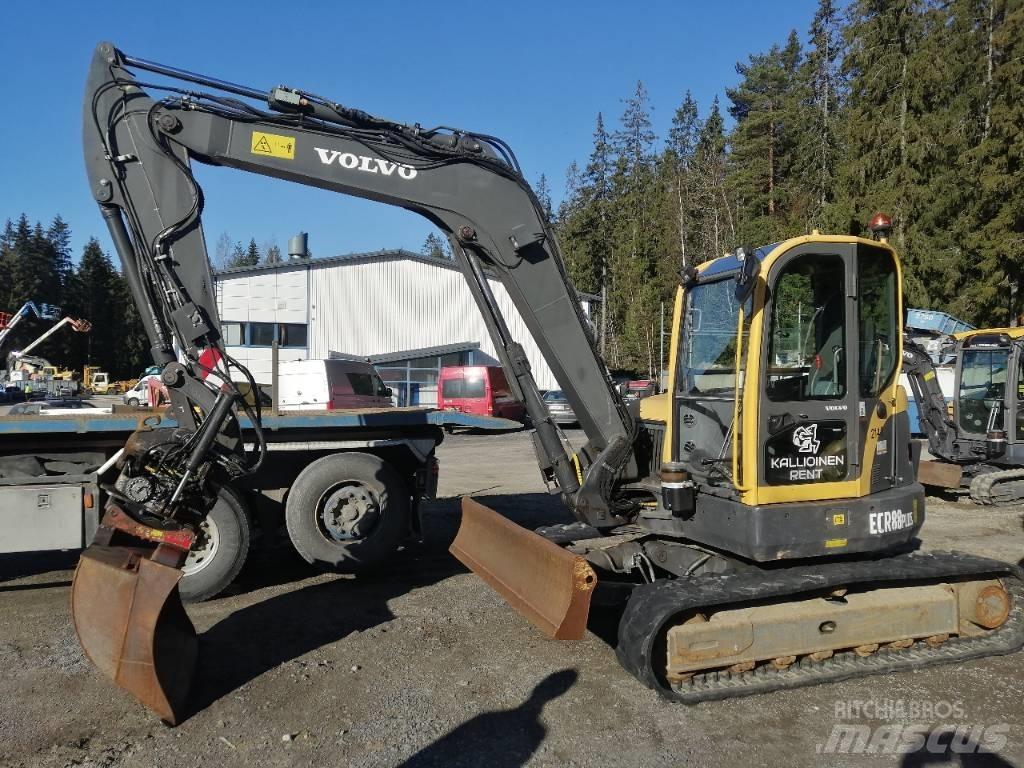 Volvo ECR 88 PLUS Средни екскаватори 7т - 12т