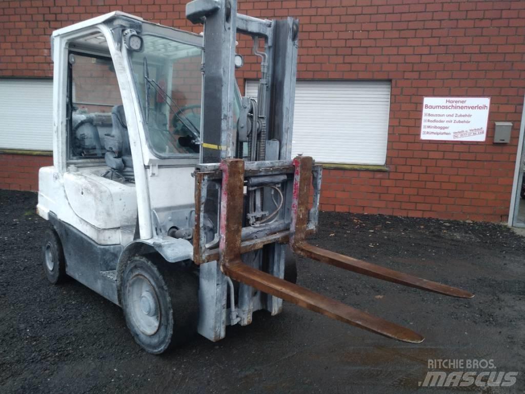 Hyster H 3.00 FT Камиони с АГУ