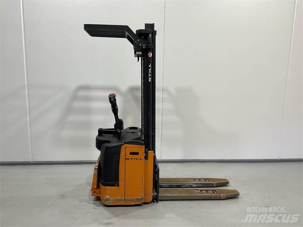 Still EFGV S14 Самоходни товарачи