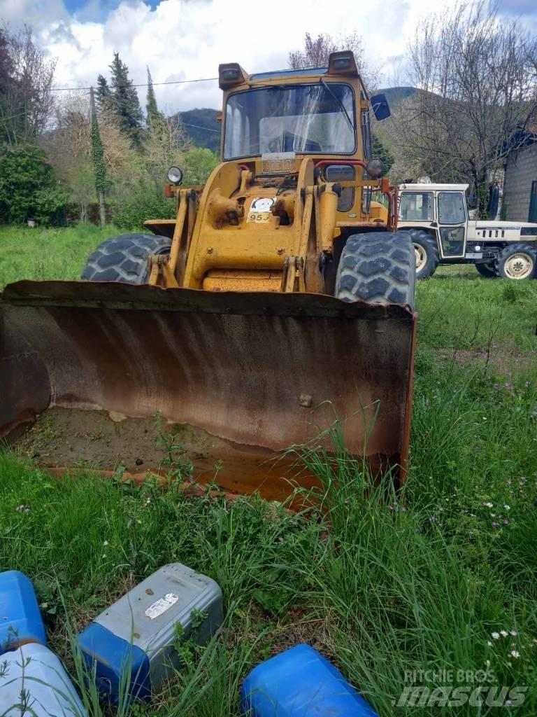 CAT 950 C Колесни товарачи