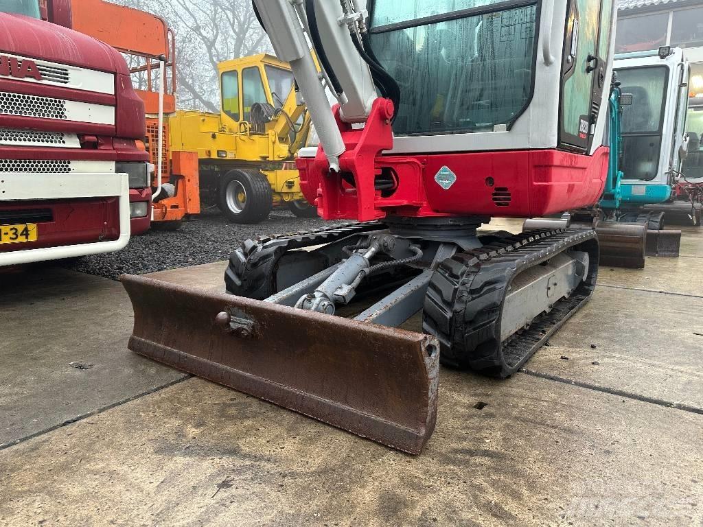 Takeuchi TB228 Мини екскаватори < 7 т