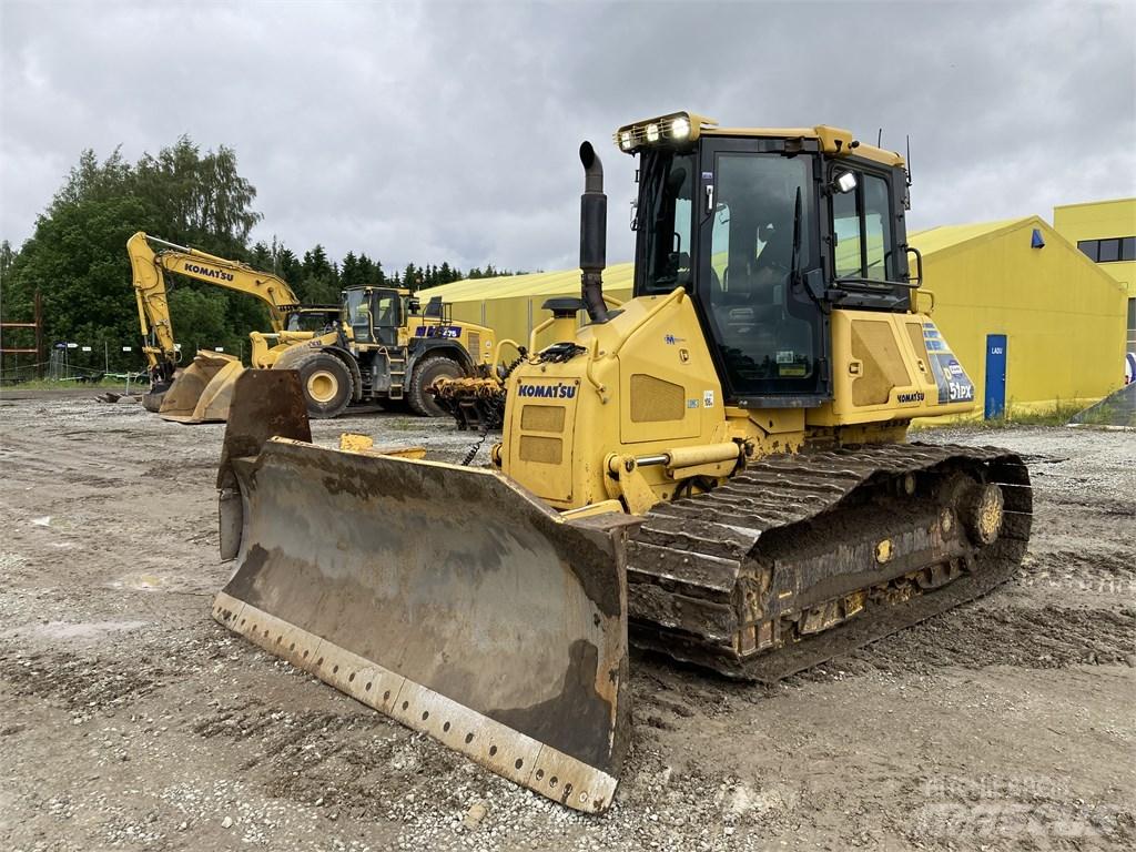Komatsu DX 51 PX 22 Верижни булдозери
