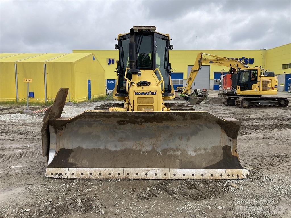 Komatsu DX 51 PX 22 Верижни булдозери
