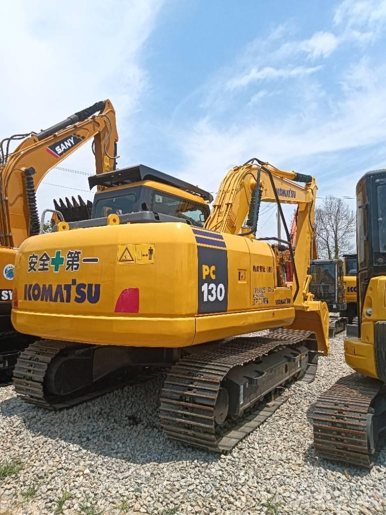 Komatsu PC 130 Средни екскаватори 7т - 12т