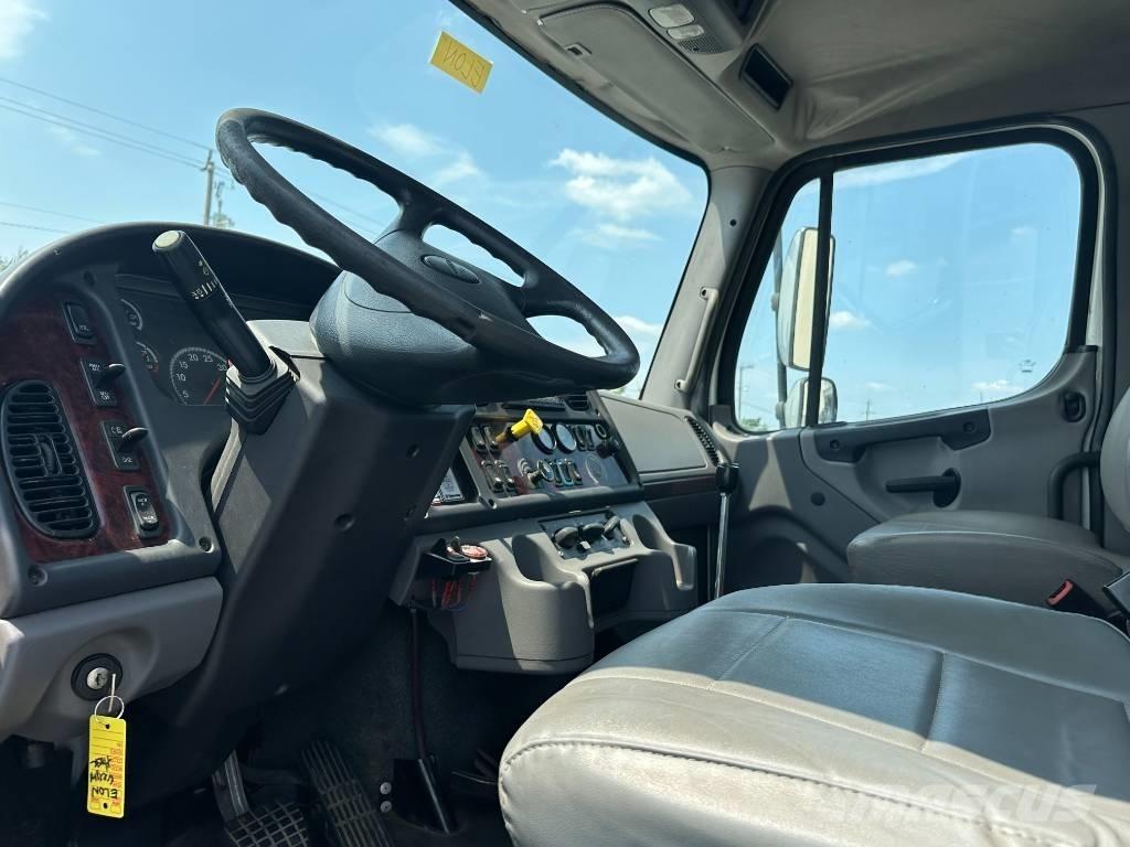 Freightliner M2 Камиони за отпадъци
