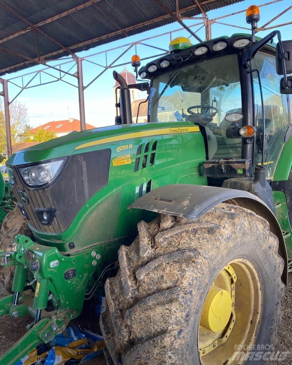 John Deere 6155R Трактори