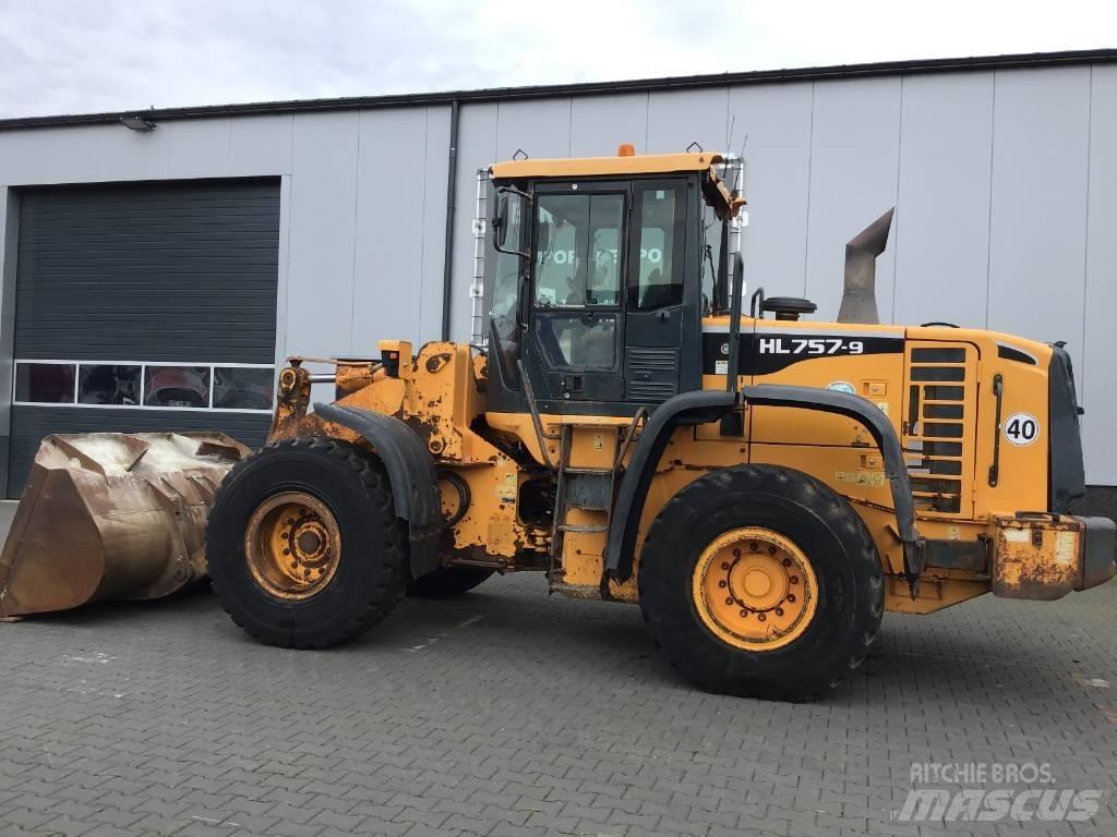 Hyundai HL 757-9 Колесни товарачи