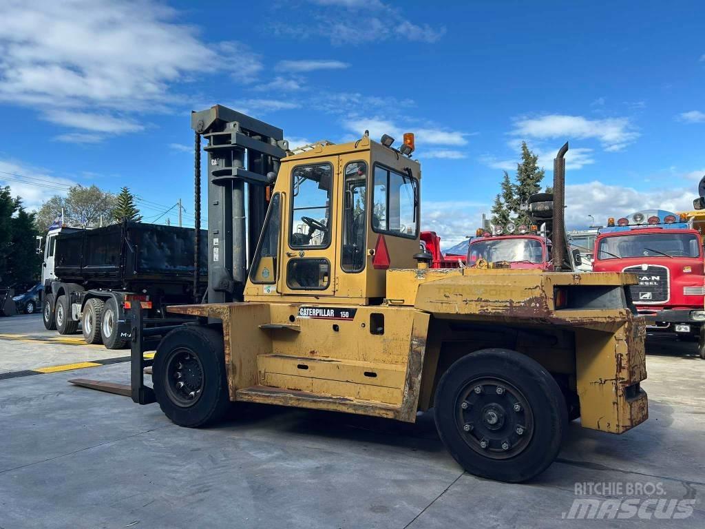  CATERPILLAE DP 150 N Вилични кари-повдигачи - други