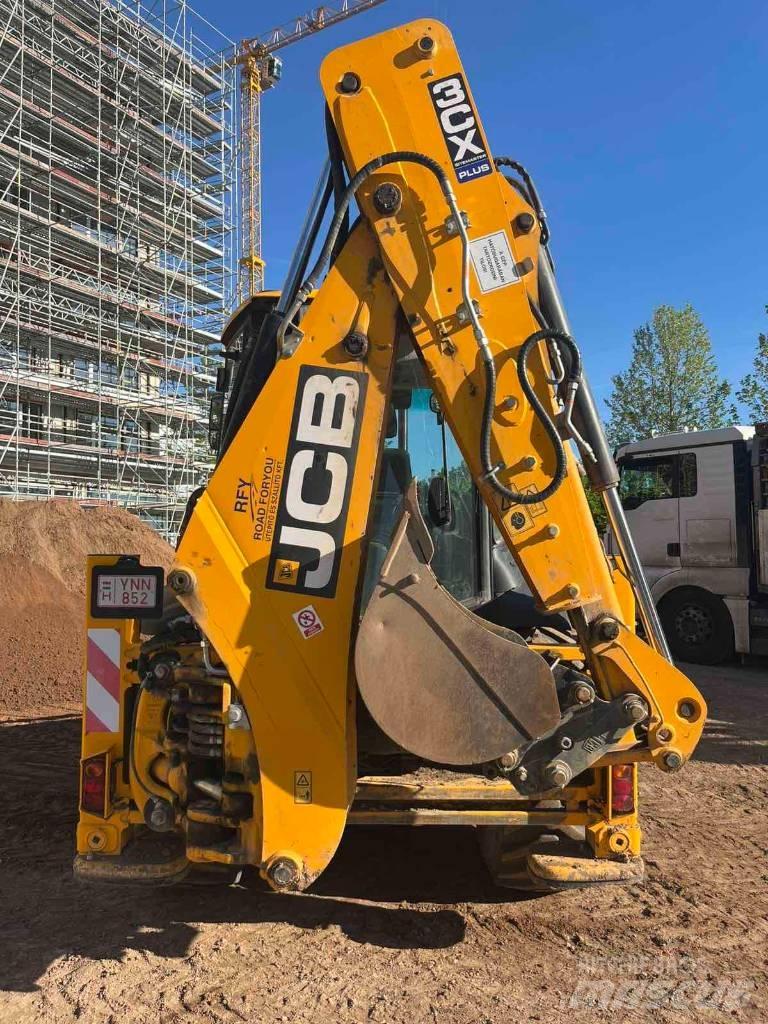 JCB 3 CX Средни екскаватори 7т - 12т