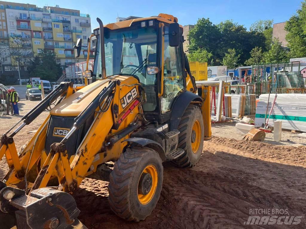 JCB 3 CX Средни екскаватори 7т - 12т