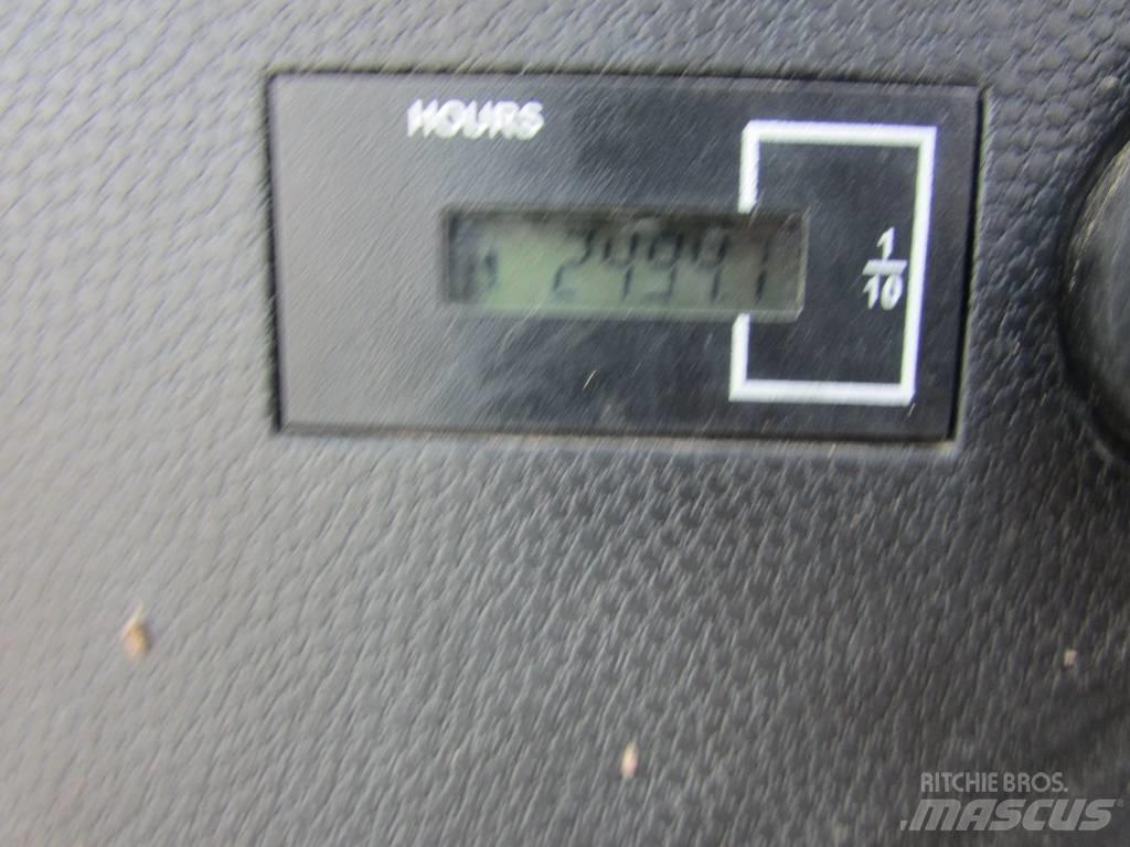 Bobcat E 57 W Колесни екскаватори