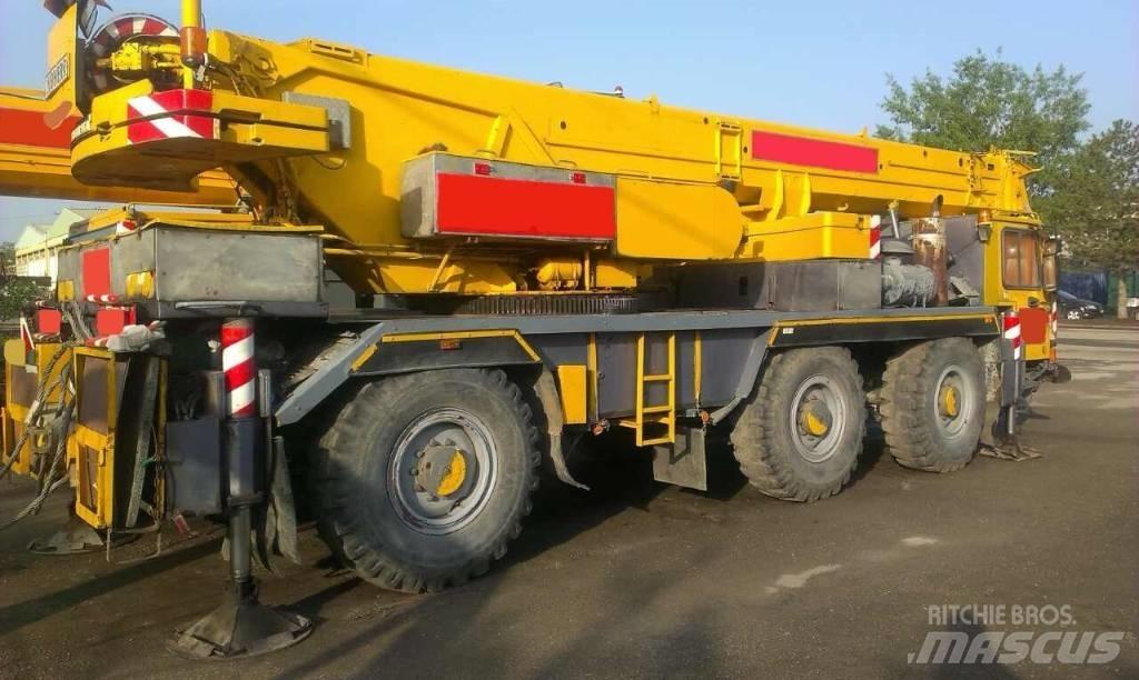 Liebherr LTM 1045 Всъдеходни кранове