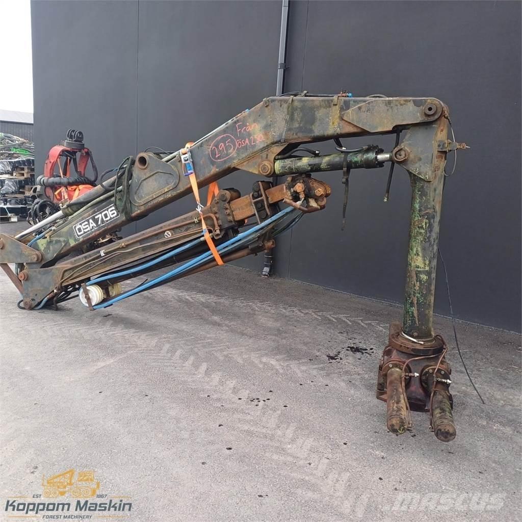 Ösa 374 Претоварващи кранове